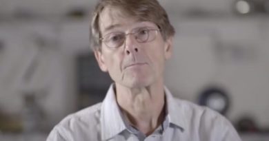 Dr Yeadon